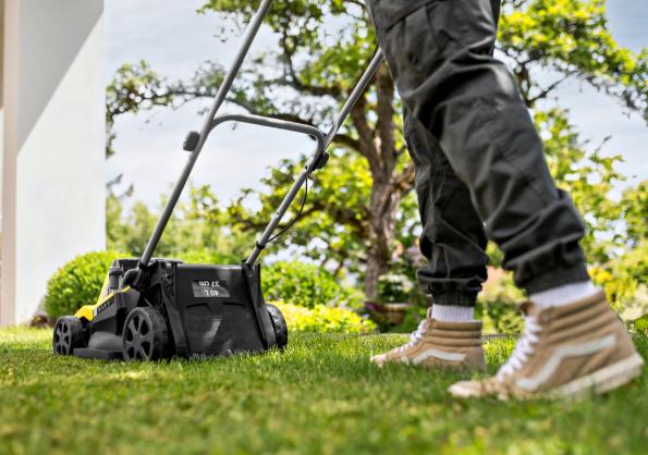 Actual product image Kärcher LMO 4-18 Dual Battery Set (Rechargeable battery operated)