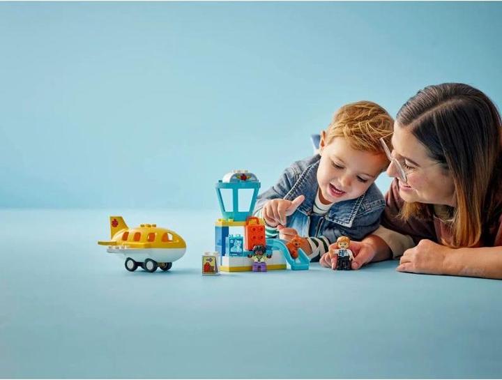Immagine prodotto LEGO Erster Besuch im Flughafen