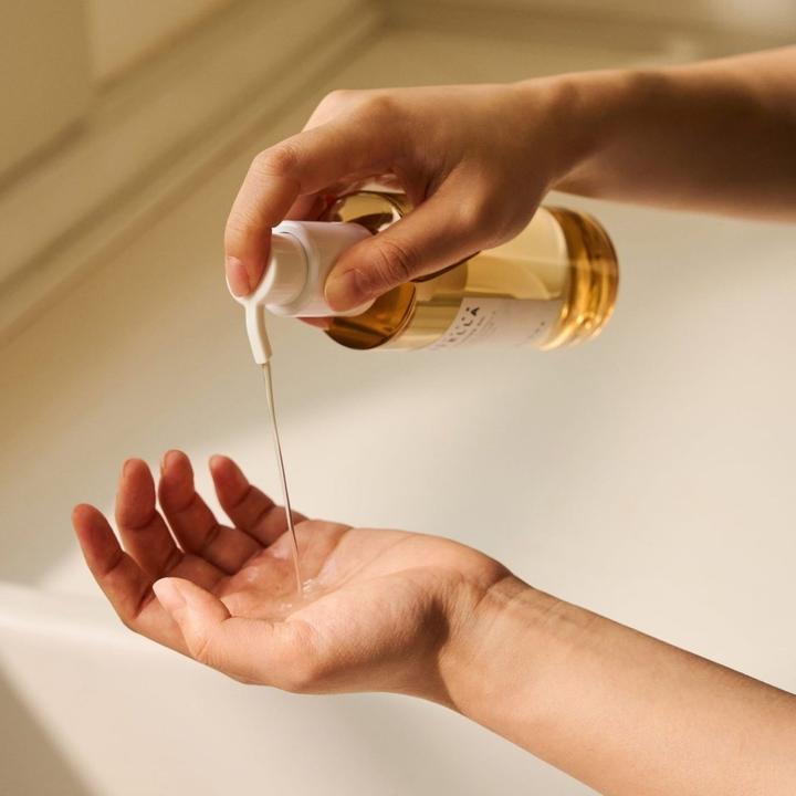 Actual product image Skin1004 Madagascar Centella Light Cleansing Oil Light Face Wash Oil 200 Ml (Cleansing oil, 200 ml)