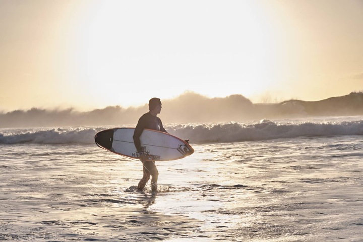 Produktbild Garmin Instinct Solar Surf (45 mm)