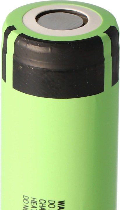 Produktbild AccuCell Akku 4x Panasonic 18650 Li-ion und 4fach Li-ion Schnell-Ladegerät (4 Stk., 18650, 3400 mAh, Ladegerät inkl. Akku)