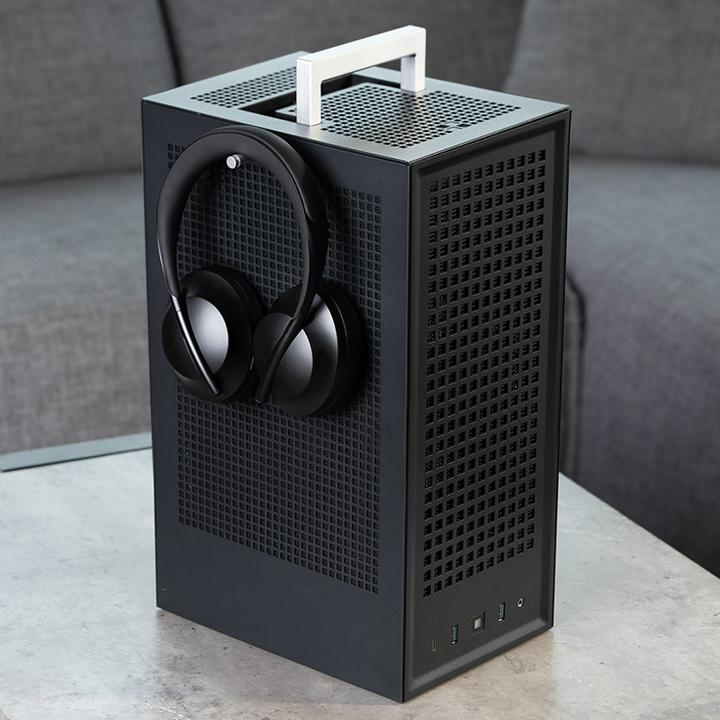 Immagine prodotto Hyte Revolt 3 (Mini-ITX)