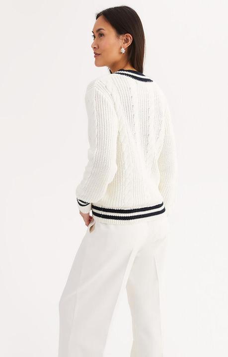 Produktbild Anne Weyburn V-Pullover mit Zopfmuster (46)