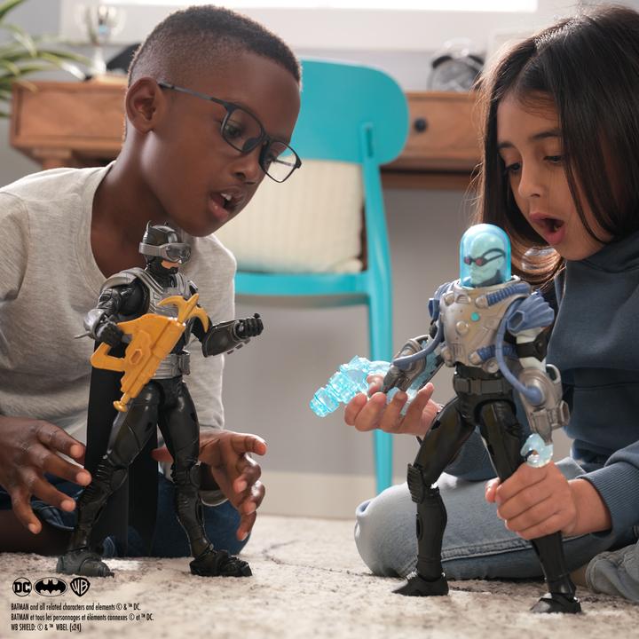 Actual product image Batman BAT FGR 12in Adv Battle Pack GML