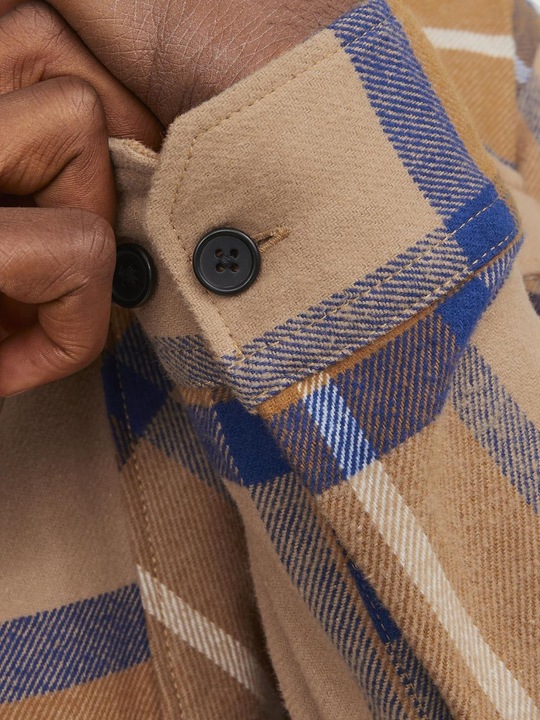 Produktbild Jack & Jones Kariertes Overshirt (S)
