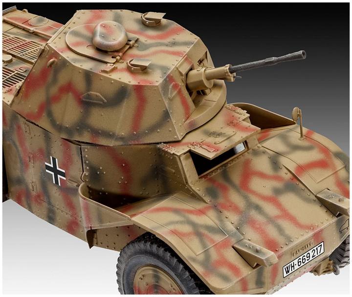 Produktbild Revell Armoured Scout Vehicle P204(f)