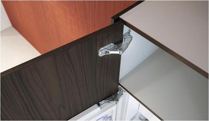 Produktbild Hettich Führungsscharnier Kamat 115°