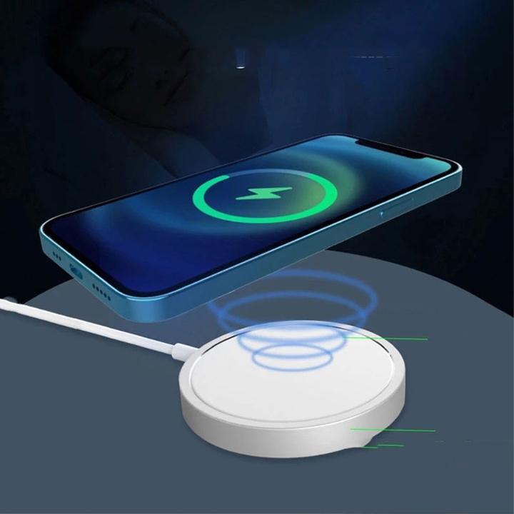 Produktbild Deltalabs USB C MagSafe Ladegerät Magnetischer Qi-Wireless Charger 15W, 1m (15 W)