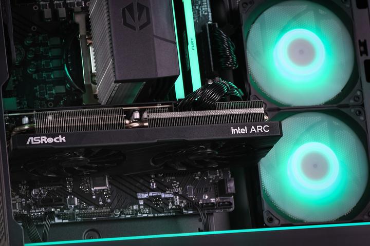 Produktbild Actina Gaming GameOn (Intel Core i5-12400F, 32 GB, 1000 GB, Arc A580)