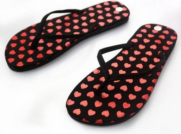 Actual product image Hermex Women Sexy Flip Flop Sandals Sandals Flipflop Black Red Heart/ Size 37 (37)