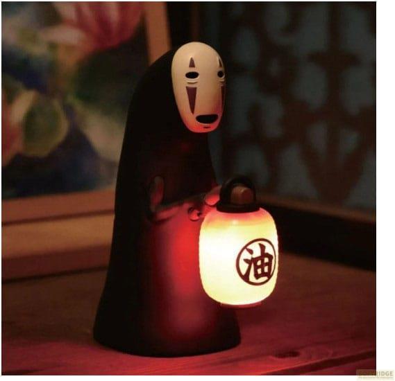 Image du produit Le voyage de Chihiro au pays des merveilles Lumière No Face 16 cm