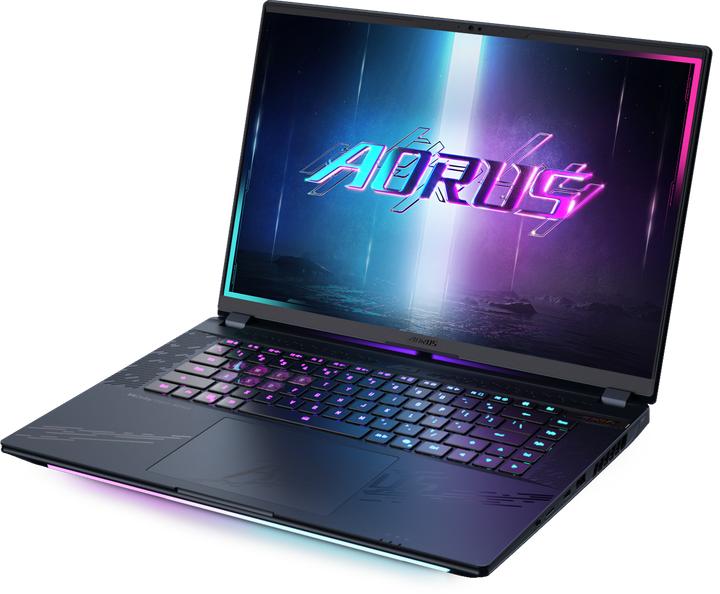 Image du produit Gigabyte Aorus Master 16 RTX 5090 (16", Intel Core Ultra 9 275HX, 32 Go, 2000 Go, CH)