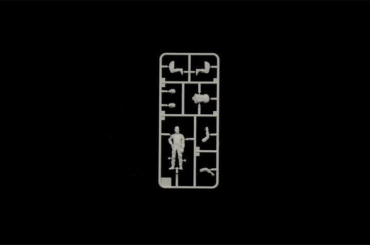 Produktbild 1:35 M.T.M. Barchino with crew