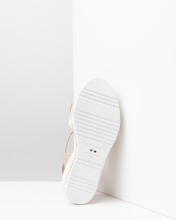 Actual product image Nero Giardini Sandalen (41)