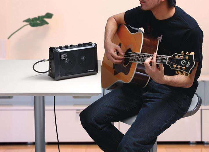Actual product image Roland Mobile Cube (Guitar, 5 W)