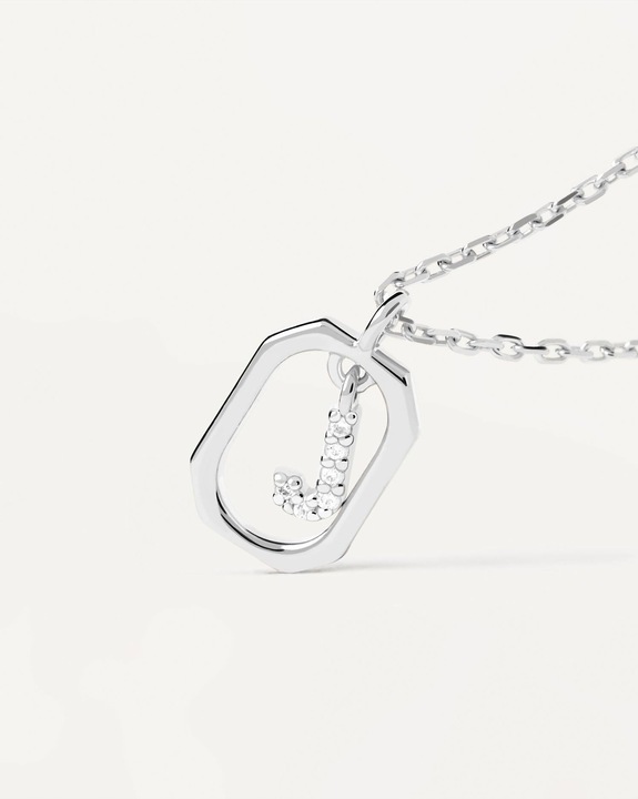 Produktbild Pd Paola PDPAOLA - PÅ¯vabnÃ½ stÅ™Ã­brnÃ½ nÃ¡hrdelnÃ­k pÃ­smeno "J" LETTERS CO02-521-U (Å™etÃ­zek. pÅ™Ã­vÄ›sek (925er Silber, 50 cm)