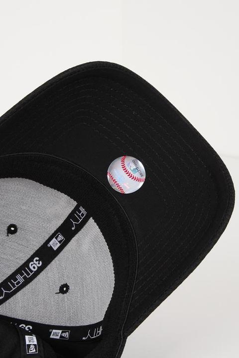 Actual product image New Era 39Thirty Cap (M, L)