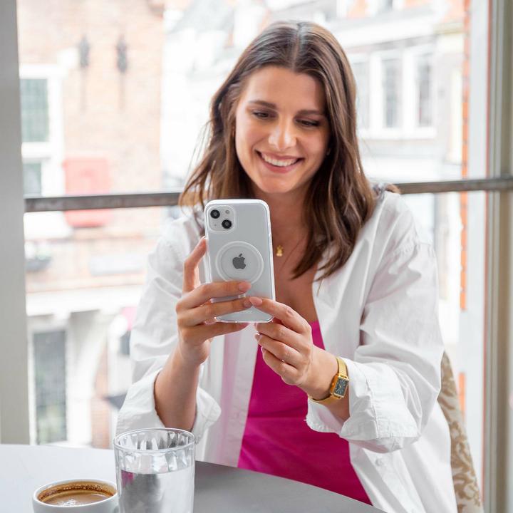 Produktbild Accezz Custodia Trasparente con MagSafe (Apple iPhone 14 Pro)