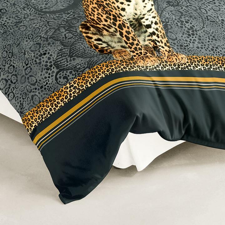 Actual product image Traumschlaf leopard (Bedding set, 155 x 220 cm, 80 x 80 cm)