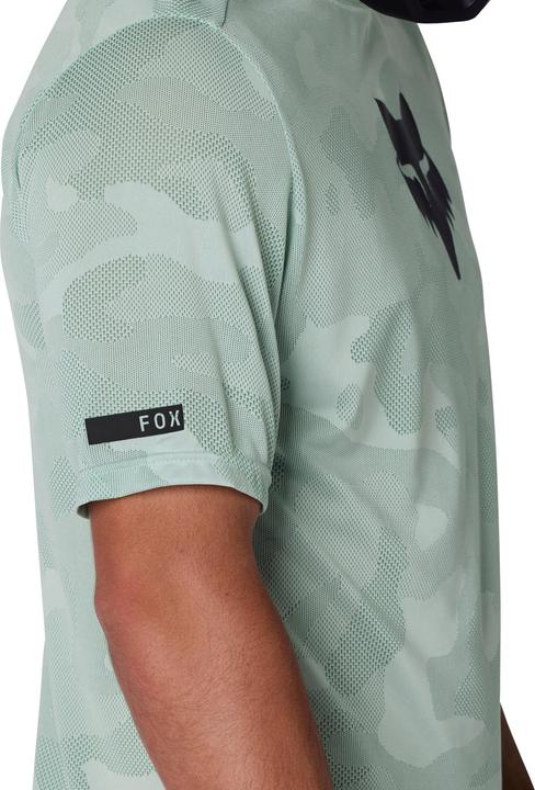 Actual product image Fox Ranger Tru Dri SS Jersey (L)