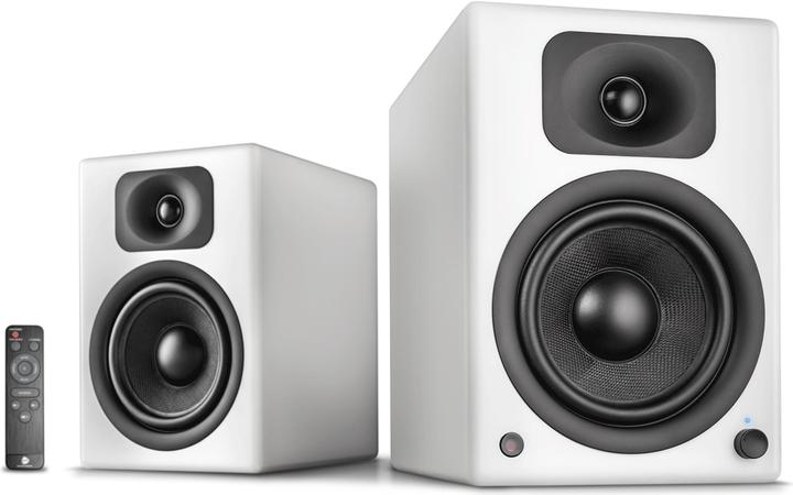 Actual product image Wavemaster Two Pro (1 pair, 110 W)