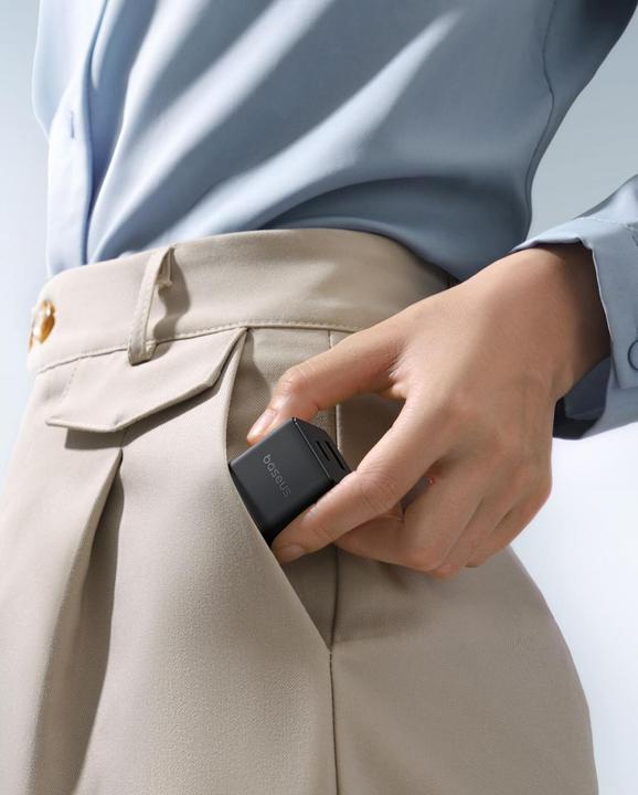 Image du produit Baseus Chargeur USB et USB-C Palm 20W UE noir (20 W, 2 ports)