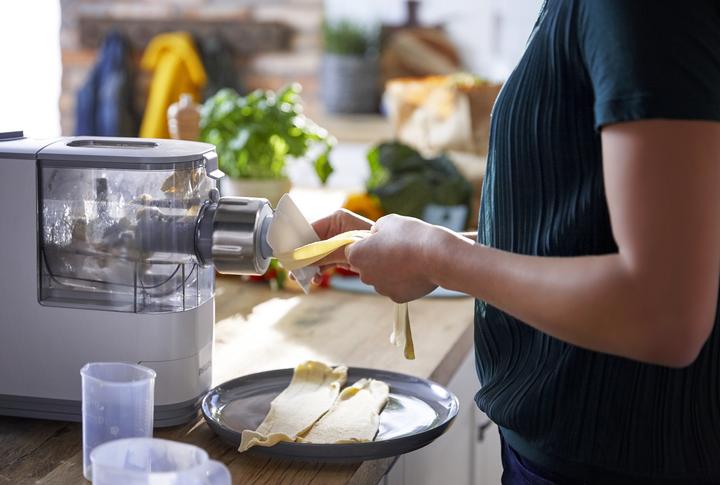 Actual product image Philips HR2345/19