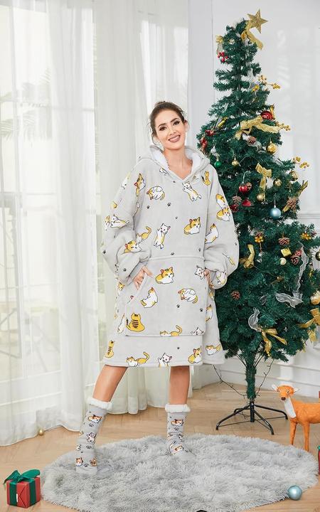 Produktbild Three Decken-Hoodie mit Taschen