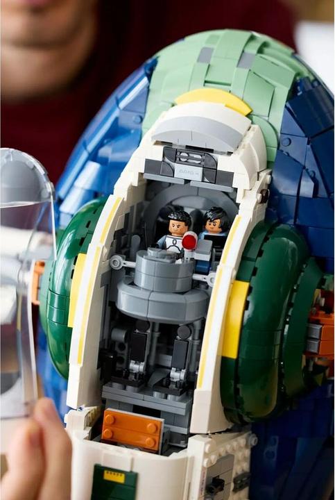 Produktbild LEGO Jango Fetts Sternenschiff der Firespray-Klasse (LEGO Star Wars)