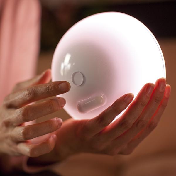 Actual product image Philips Hue Go Base (300 lm)