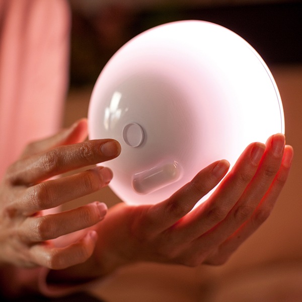 Actual product image Philips Hue Go Base (300 lm)