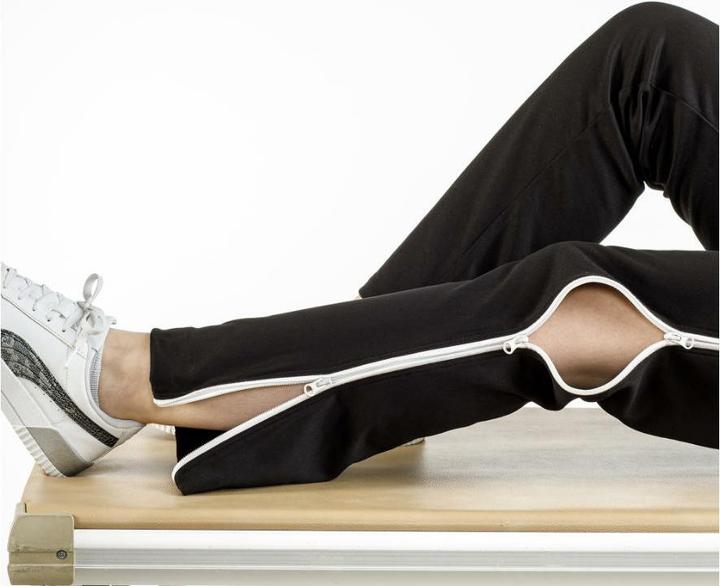 Immagine prodotto Suprima Pantaloni terapeutici RehaFlex con zip a 4 vie (L)