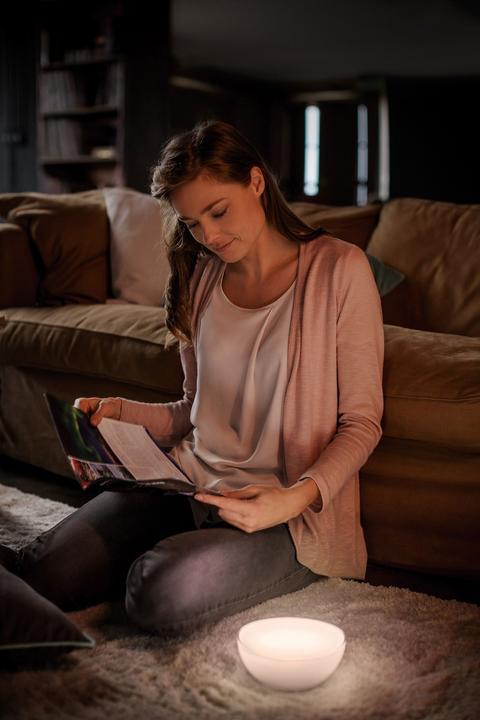 Actual product image Philips Hue Go Base (300 lm)