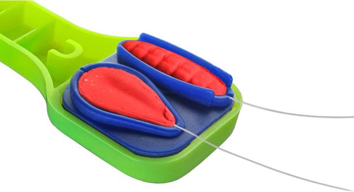 Immagine prodotto Jenzi Formatore di pasta di trota in forma realistica di verme d'ape