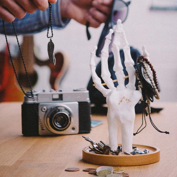 Immagine prodotto Suck UK Skeleton Hand