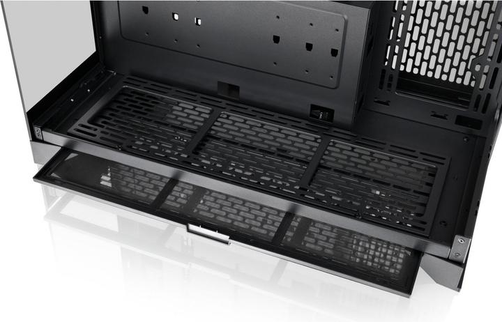 Actual product image Thermaltake CTE E550 TG (ATX, mATX, Mini-ITX, E-ATX)