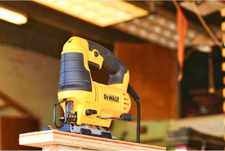 Actual product image DeWalt DWE349-QS