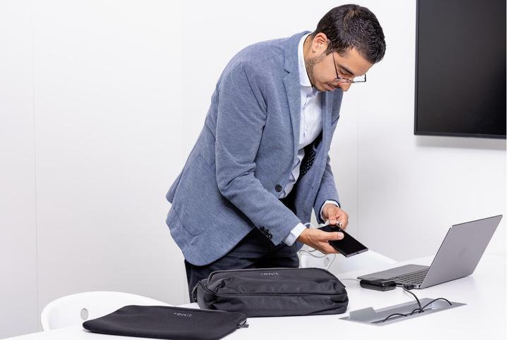 Produktbild Onit Notebooktasche Clamshell 14.1-15.6 Schwarz (15.60")