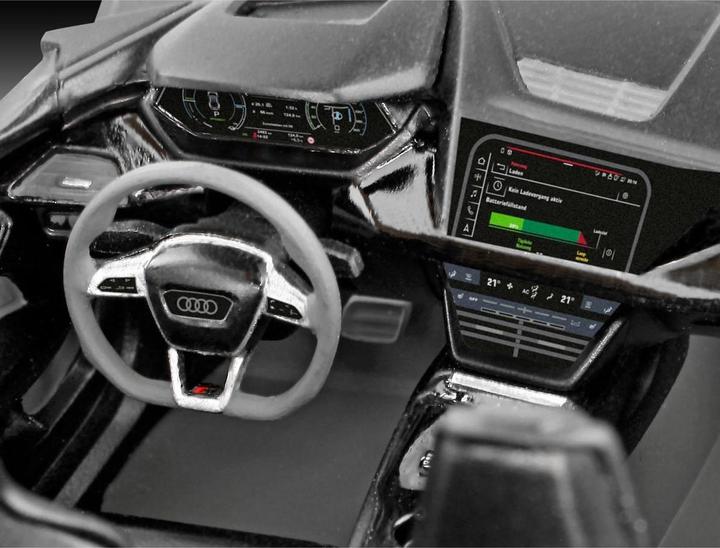 Actual product image Revell MS Audi e-tron GT easy-click system