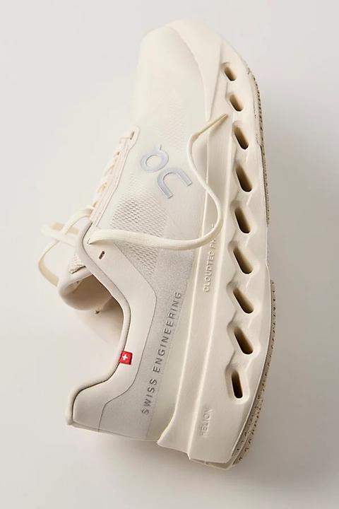 Actual product image On Running Cloudsurfer Next (39)