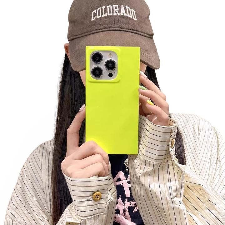 Image du produit RPD iPhone 16 Pro - Luminous Neon Shine - High Gloss Finish, Neongrün (Apple iPhone 16 Pro)