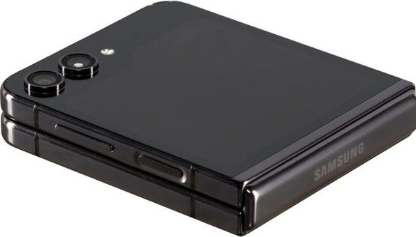Produktbild Samsung Galaxy Z Flip5 (512 GB, Graphite, 6.70", SIM + eSIM, 12 Mpx, 5G)