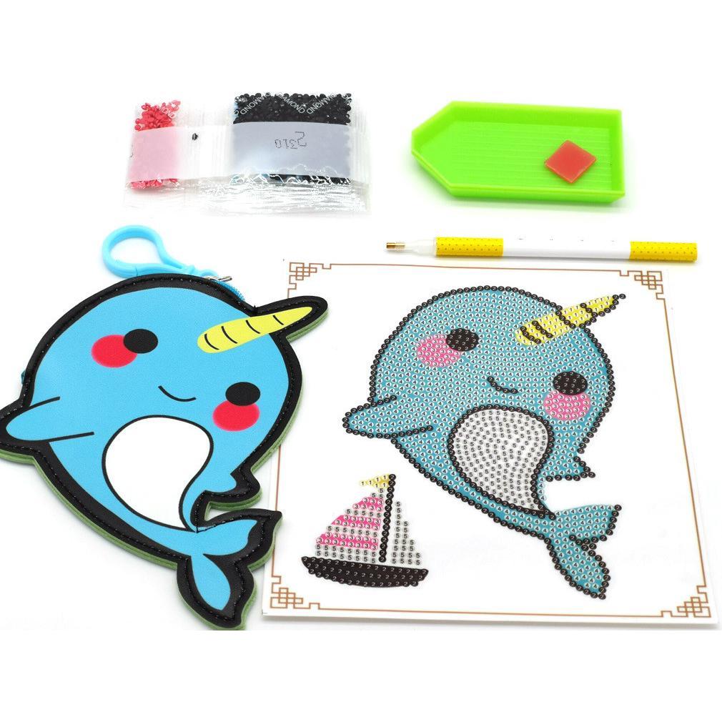 Thumbnail - Cover-Discount DIY Bastel-Set Glitzer Strasssteine Anhänger Walfisch