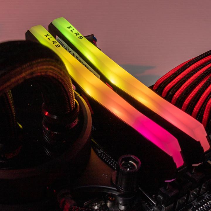 Produktbild PNY XLR8 Gaming EPIC-X RGB (2 x 8GB, 3600 MHz, DDR4-RAM, DIMM)