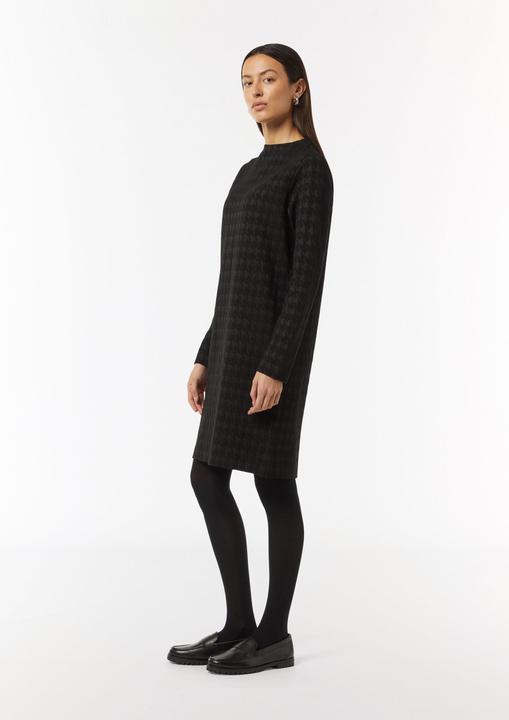 Produktbild Comma Kleid Kurzes Jerseykleid mit Hahnentrittmuster (44)
