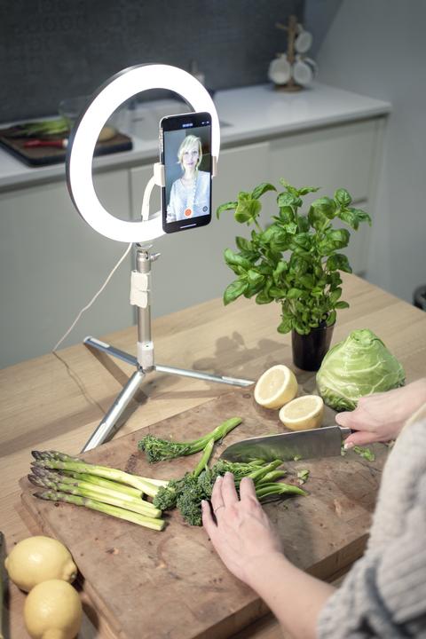 Produktbild Kodak Smartphone Ring Light für Vlogging 25cm (Ringleuchte)