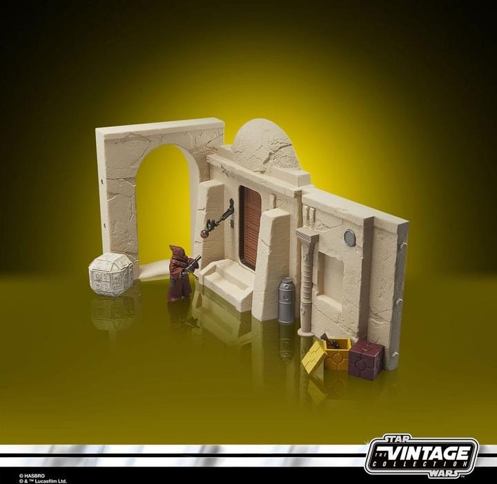 Produktbild Hasbro Star Wars Episode IV Vintage Collection Playset Streets of Mos Eisley mit Jawa Action Figure