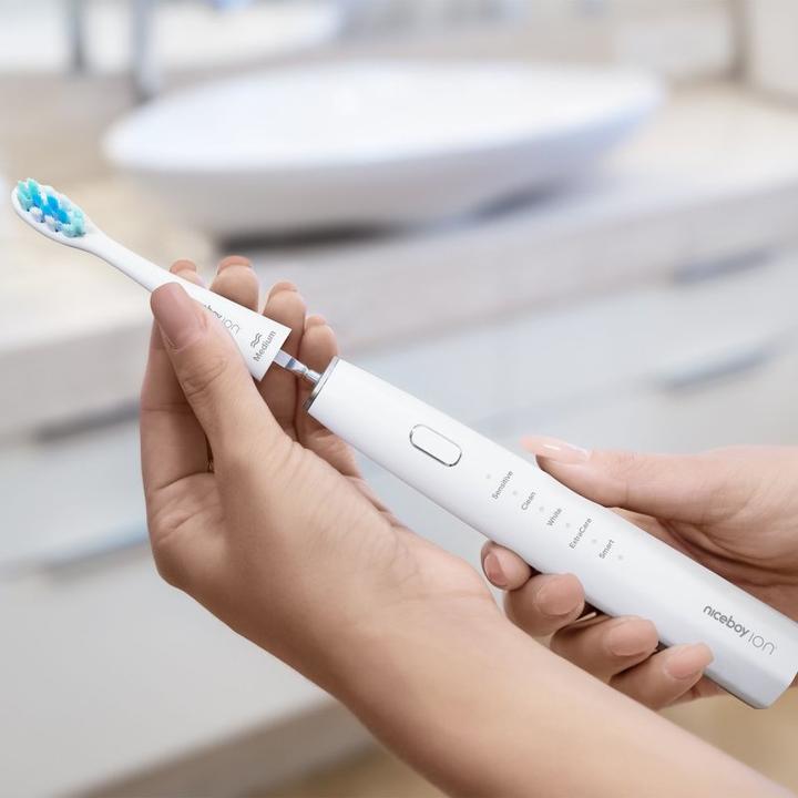 Actual product image Niceboy Smasonicwhite (Sonic toothbrush)