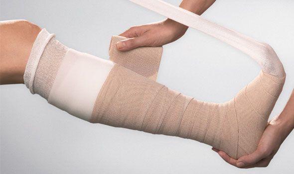 Produktbild Lohmann & Rauscher Rosidal soft Schaumstoffbinde 10 cm x 2 m 2 Stück