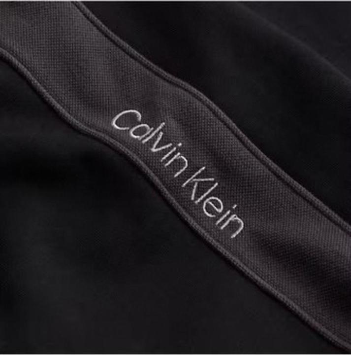 Produktbild Calvin Klein Logo-Band Rundhals-Sweatshirt (M)